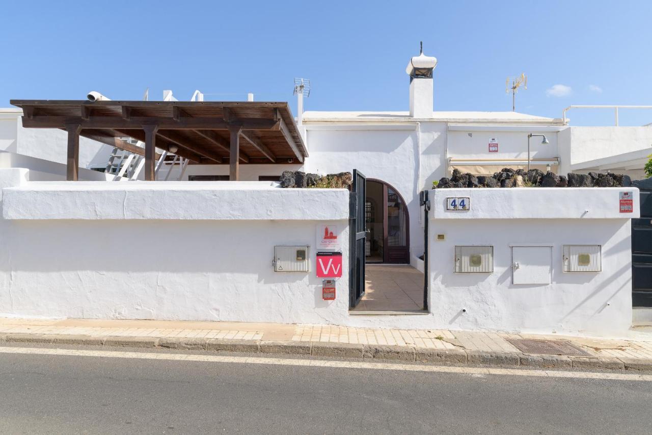 Casa Carbo, Puerto Del Carmen Lejlighed Puerto del Carmen  Eksteriør billede